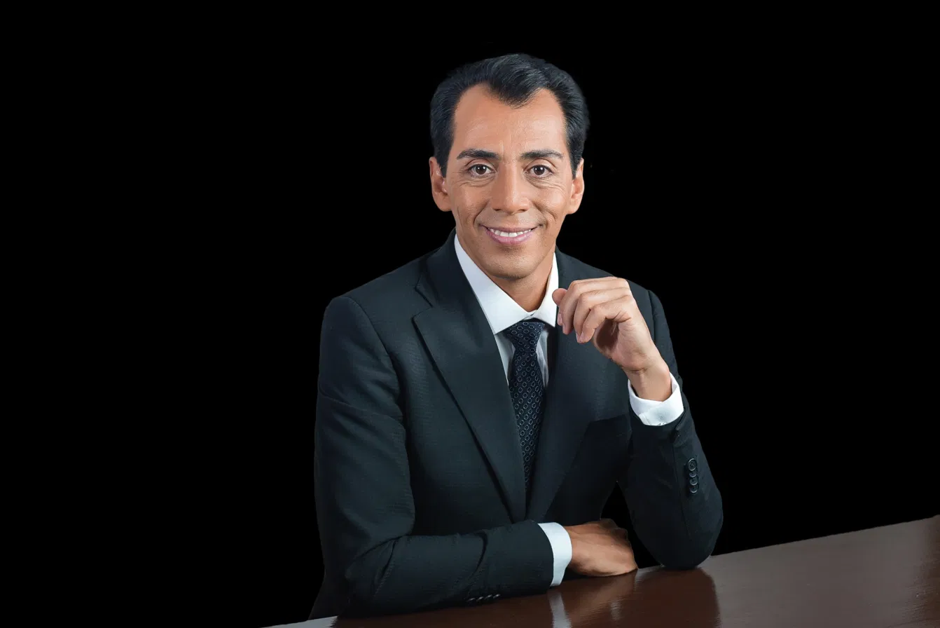 Fer Lobato — Estratega de Negocio Digital